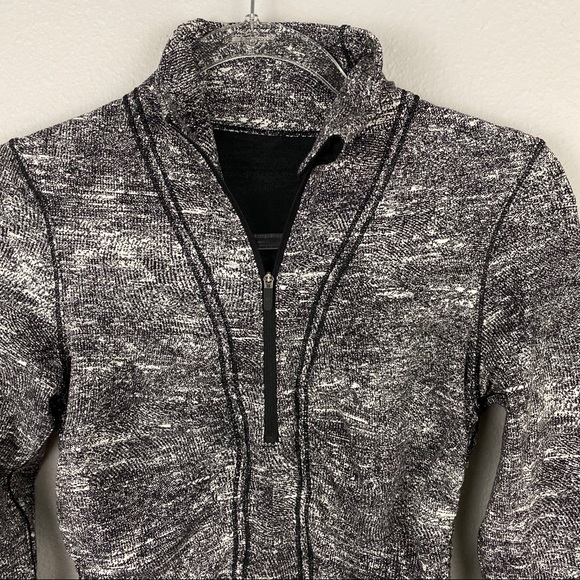 Lululemon • Pullover Jacket - Picture 2 of 5